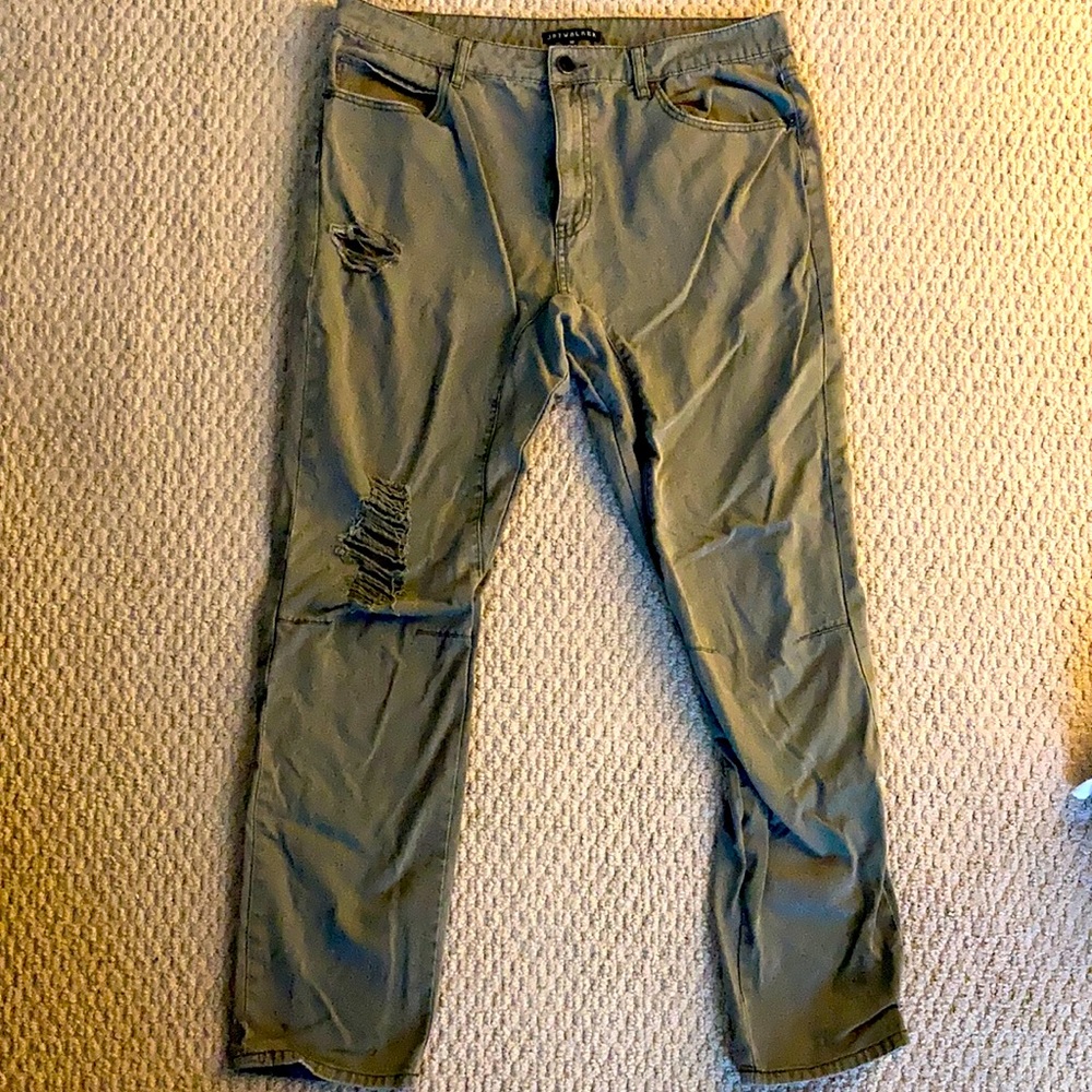 Jaywalker Ripped Jeans